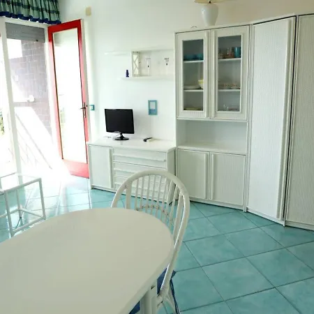 Lägenhet Very Nice Studio With Seaview Terrace Close To The Beach